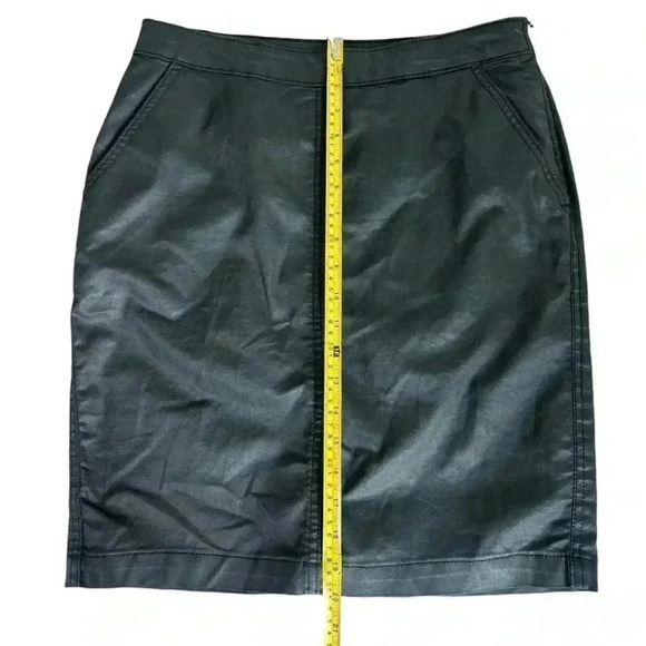 Banana Republic Women's Midi Black Faux Leather Skirt Zipper Size 6 - Picture 3 of 6